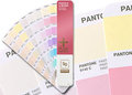PANTONE-Pastels-&amp;-Neons-Guide-Coated-&amp;-Uncoated